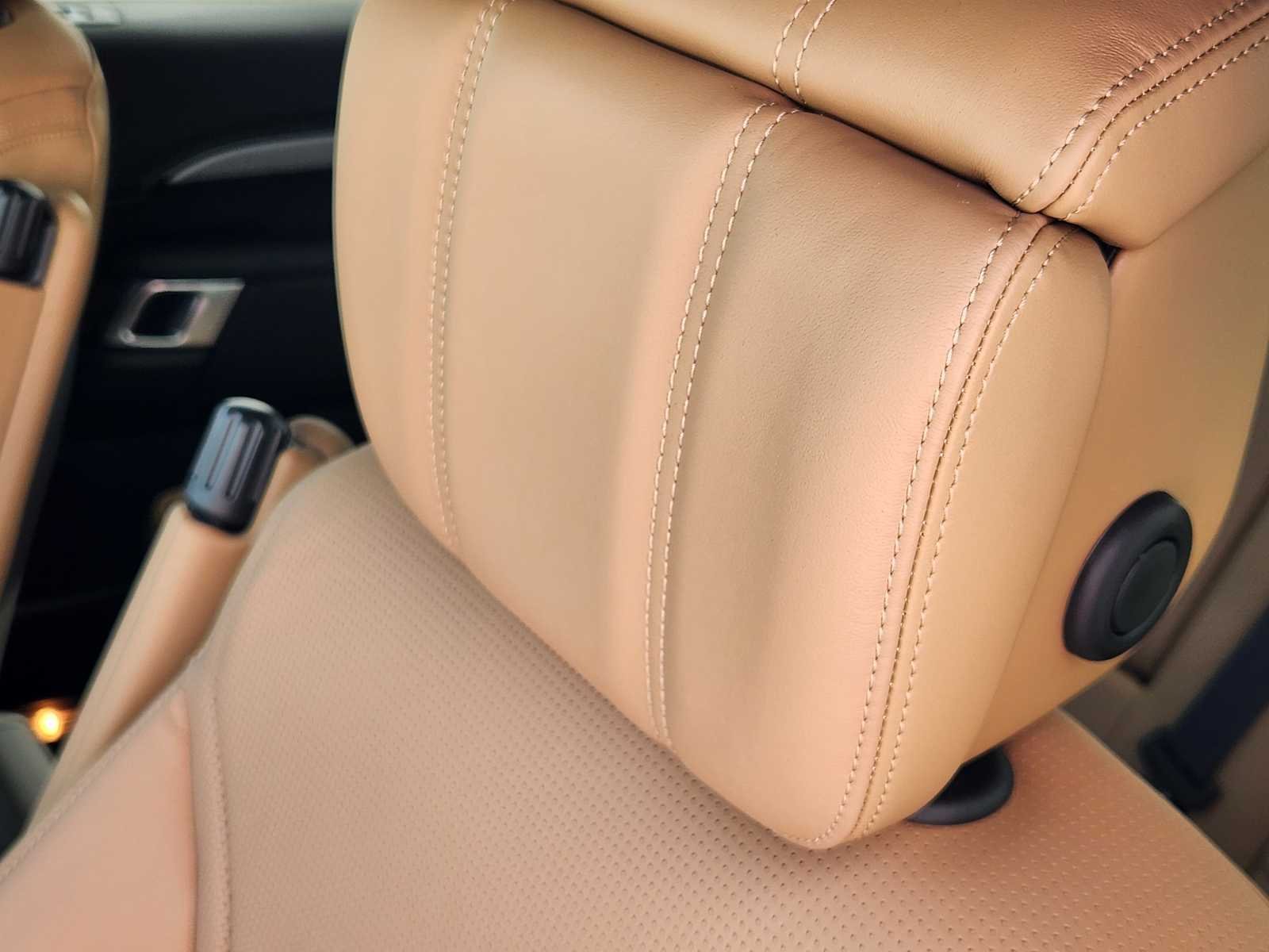 2026 Land Rover Discovery Gemini Edition - Photo 15