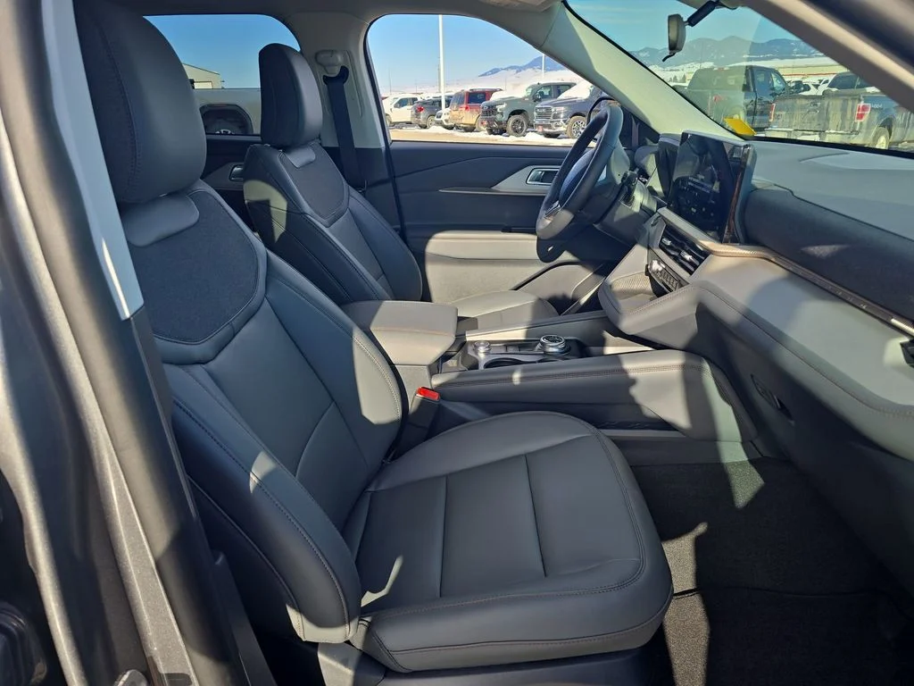 New 2026 Carbonized Gray Metallic Ford Active image 9