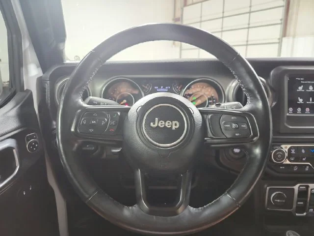 Used 2023 White Jeep Sport S image 21