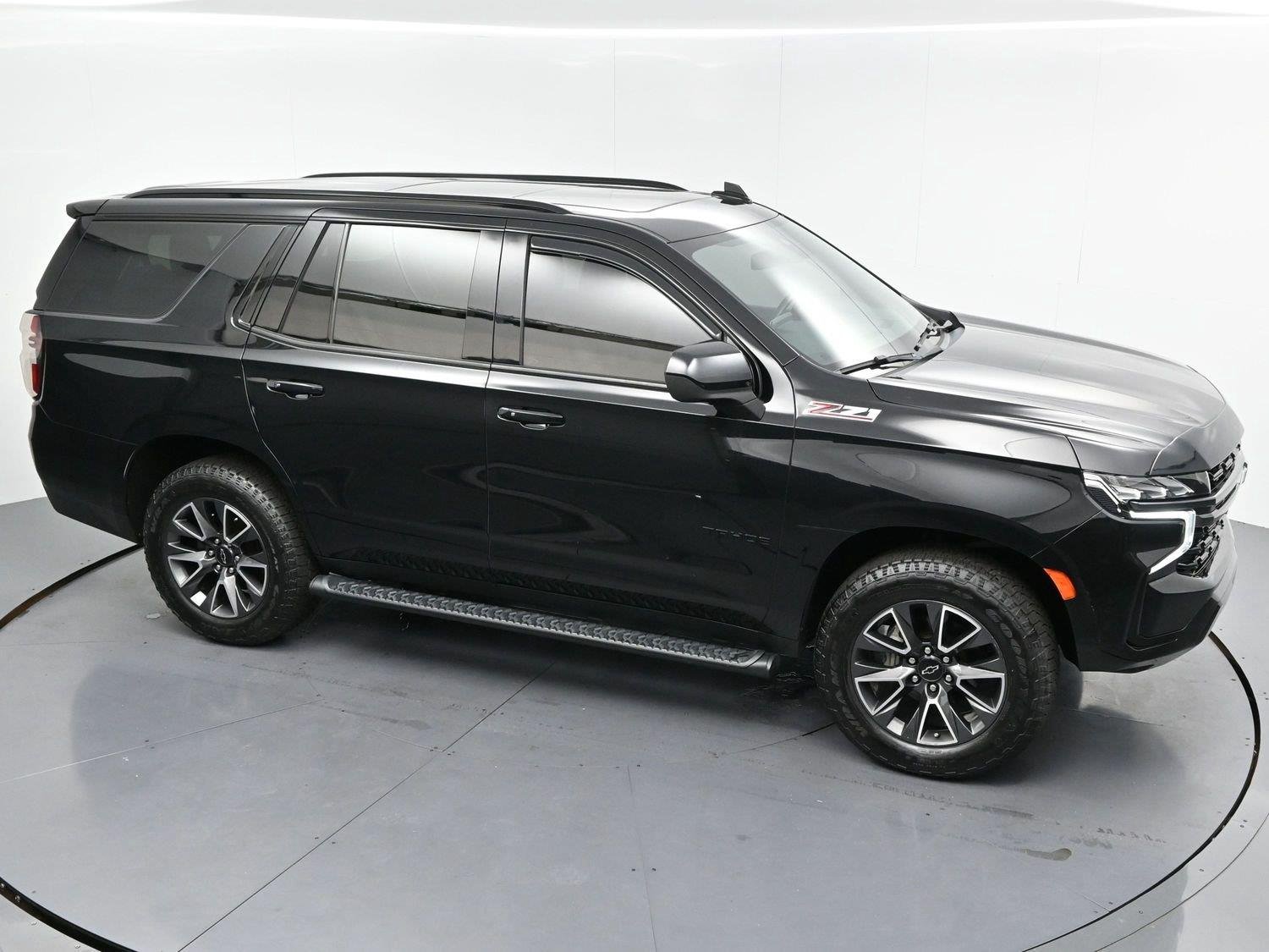 Used 2021 Black Chevrolet Z71 image 40