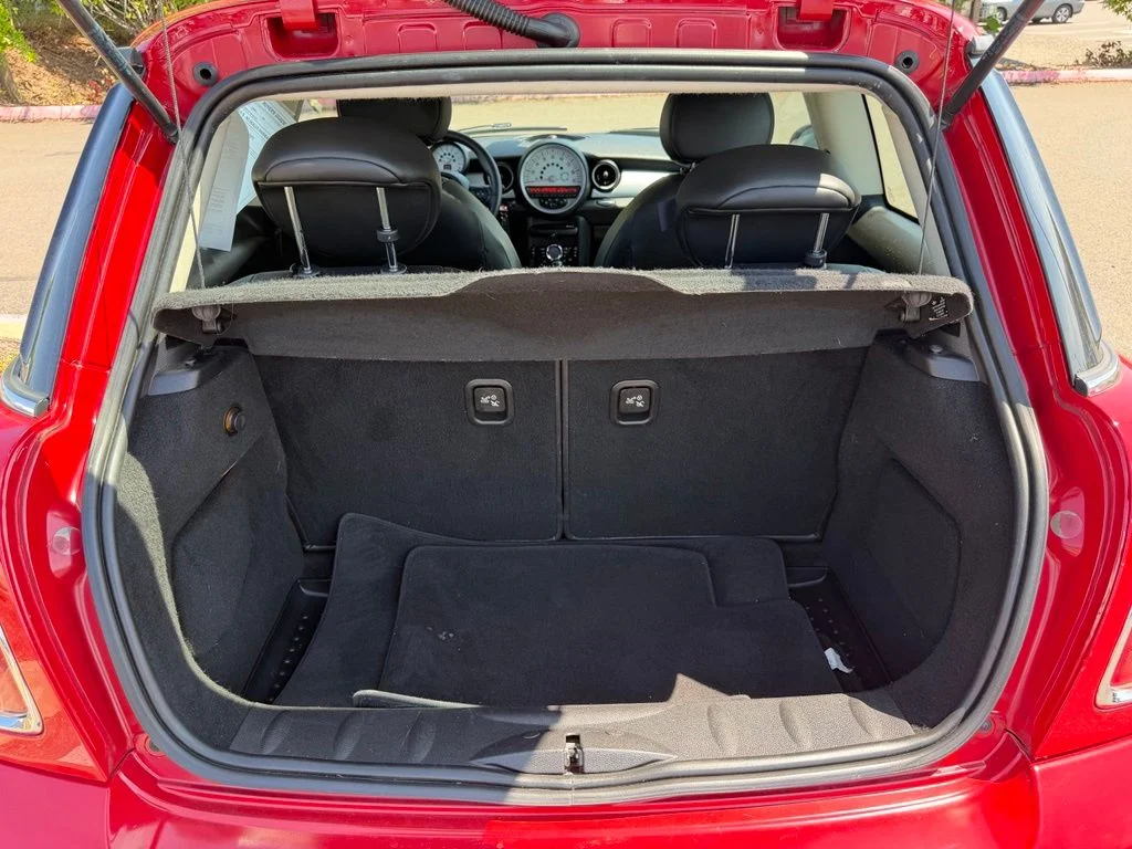 Used 2013 Chili Red MINI Base image 10