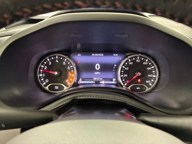 Used 2018 Gray Jeep Trailhawk image 25