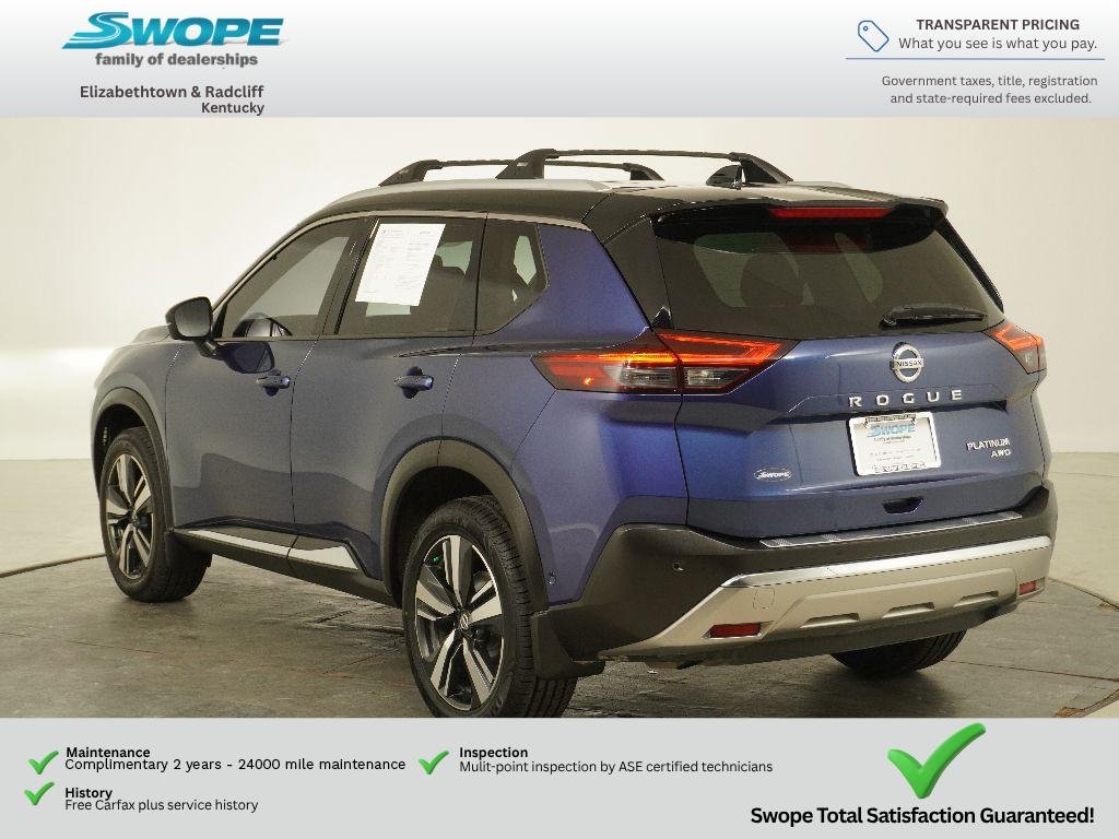 Used 2021 Caspian Blue Metallic/Super Black Nissan Platinum image 7