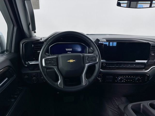 Used 2024 Summit White Chevrolet LT image 23