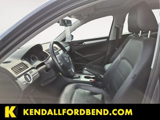Used 2013 Gray Volkswagen 2.5 SE image 10