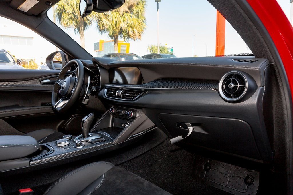 2024 Alfa Romeo Stelvio Quadrifoglio - Photo 33