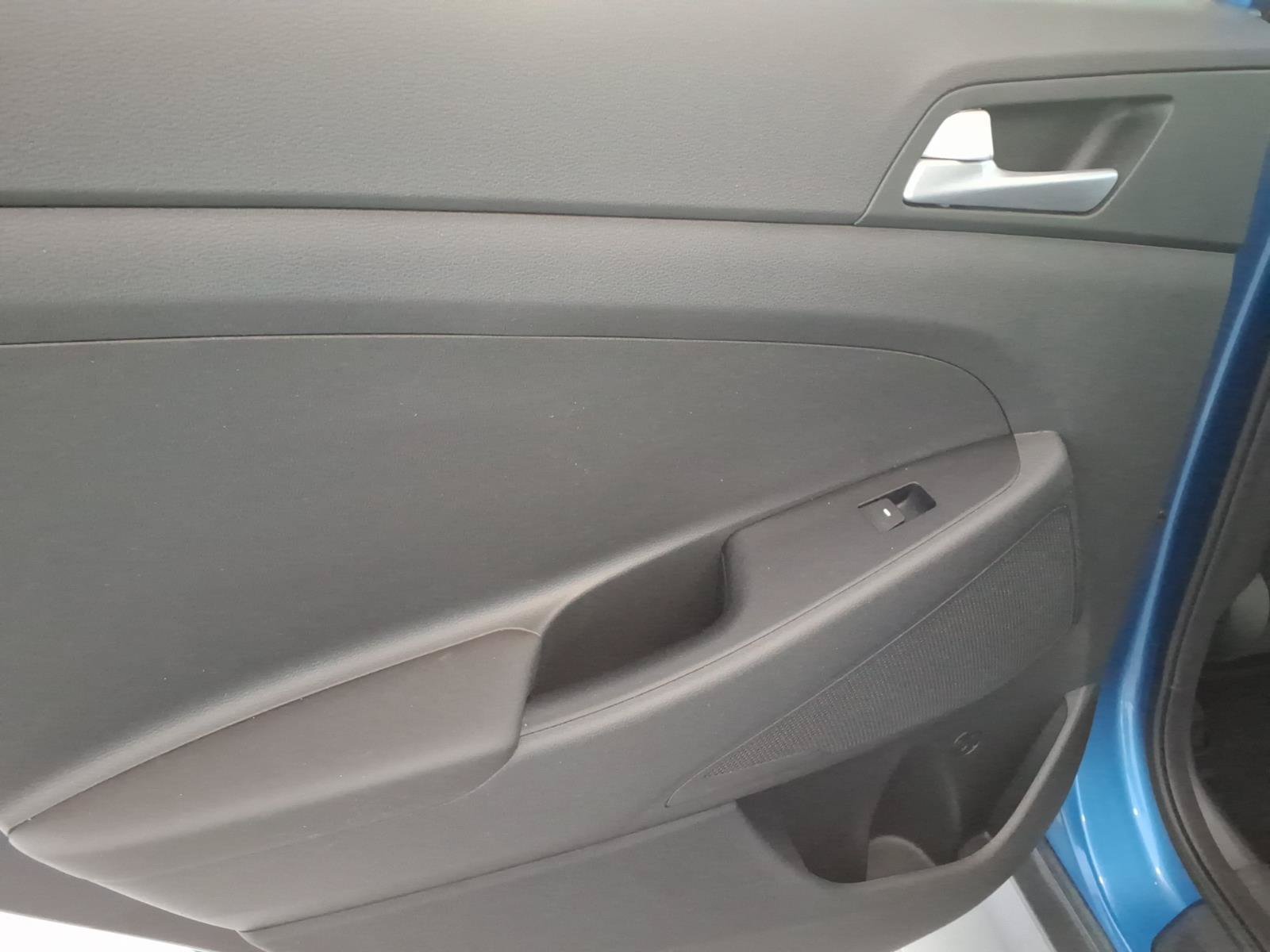 Certified Used 2020 Aqua Blue Hyundai Value image 19