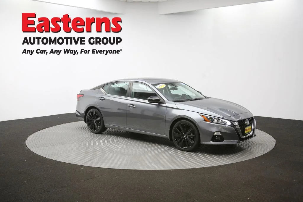 Used 2022 Gray Nissan 2.5 SR image 46