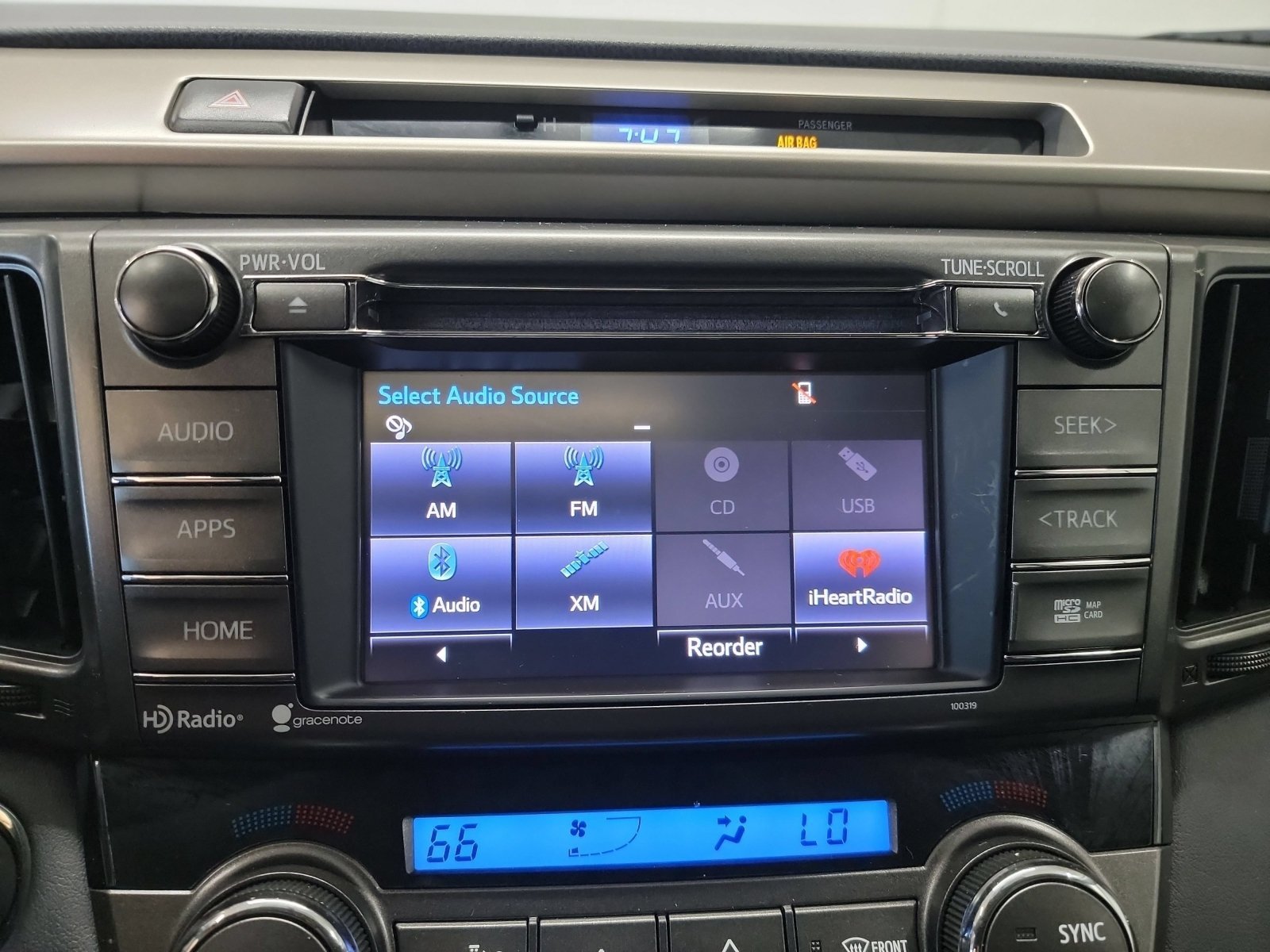 Used 2015 Classic Silver Metallic Toyota Limited image 21