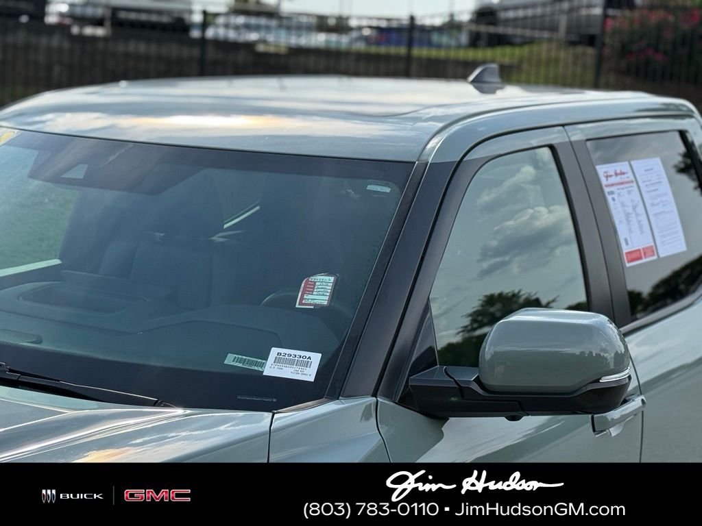 Used 2024  Toyota Platinum image 12