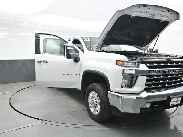 Used 2022 White Chevrolet LTZ image 42