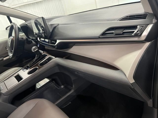 Used 2023 Silver Toyota XLE image 20