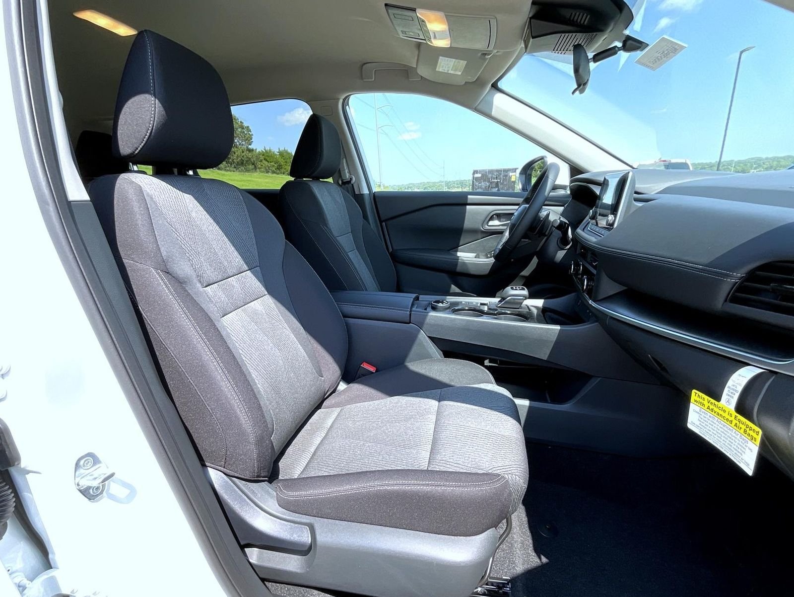 New 2026 Everest White Pearl Tricoat Nissan SV image 16