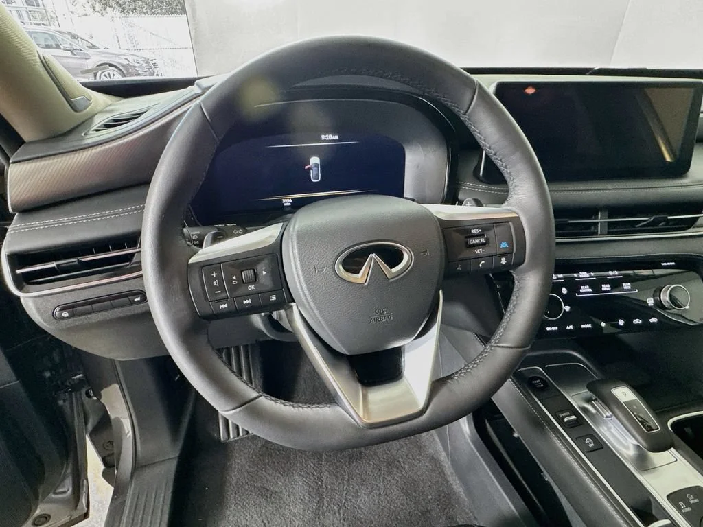 Certified Used 2027 Gray INFINITI LUXE image 14