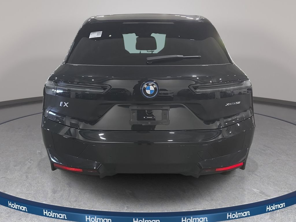 Certified Used 2024 Black Sapphire Metallic BMW xDrive50 image 6