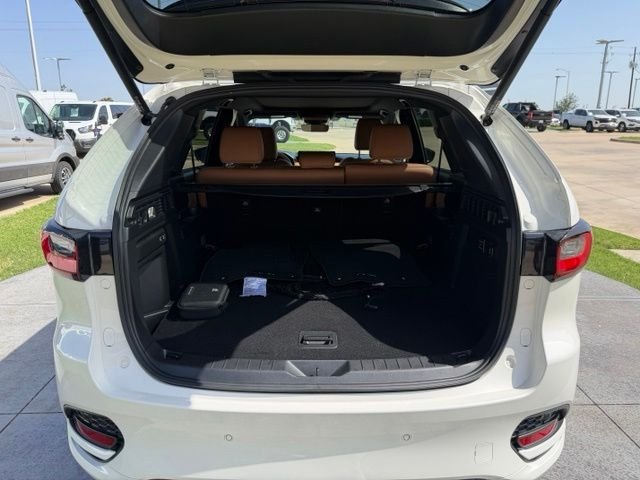 Used 2025 White Mazda 3.3 Turbo S Premium Plus image 7