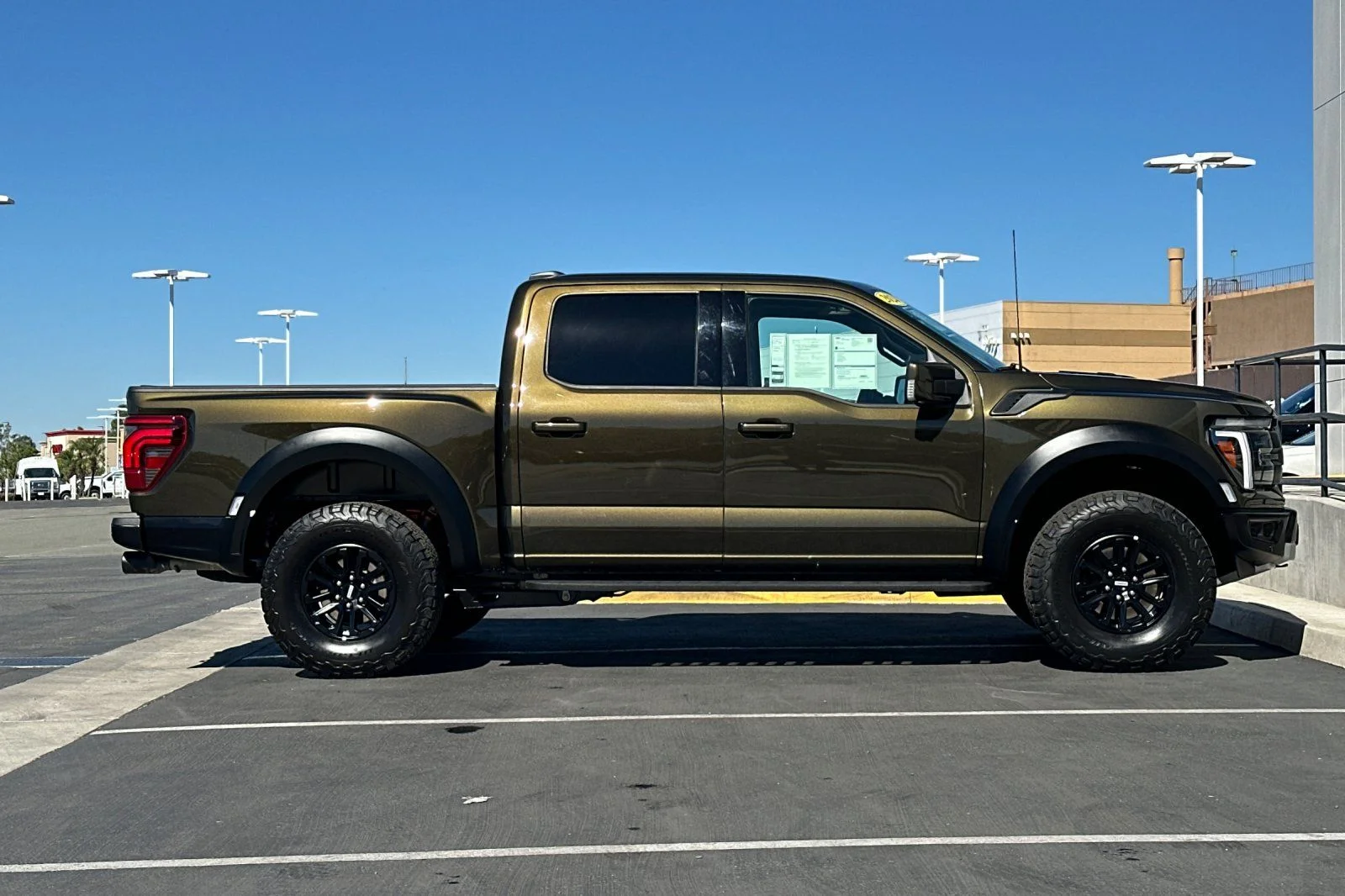 1FTFW1RG7RFB24002