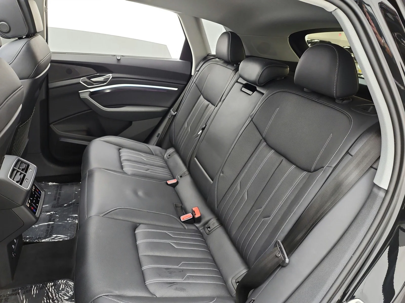 Used 2024 Mythos Black Metallic Audi Prestige quattro image 15