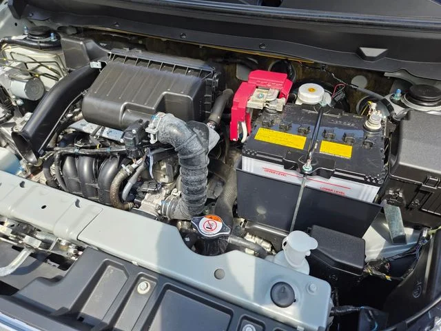 Used 2024 Gray Mitsubishi ES image 23