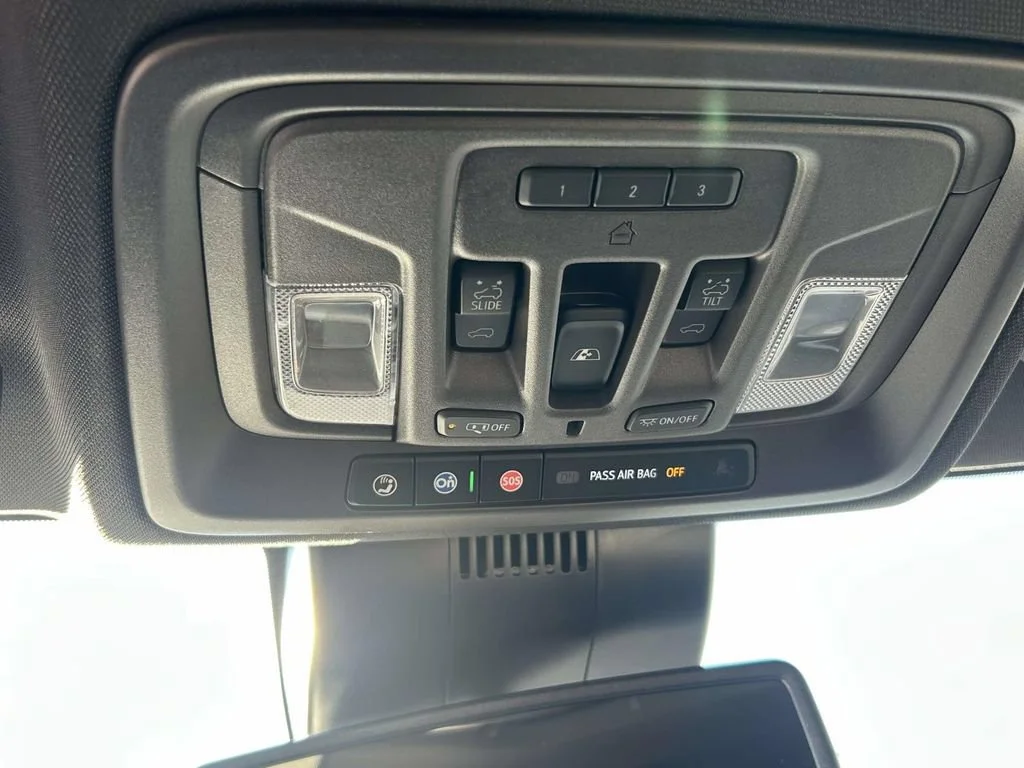 New 2026 Summit White GMC SLT image 24