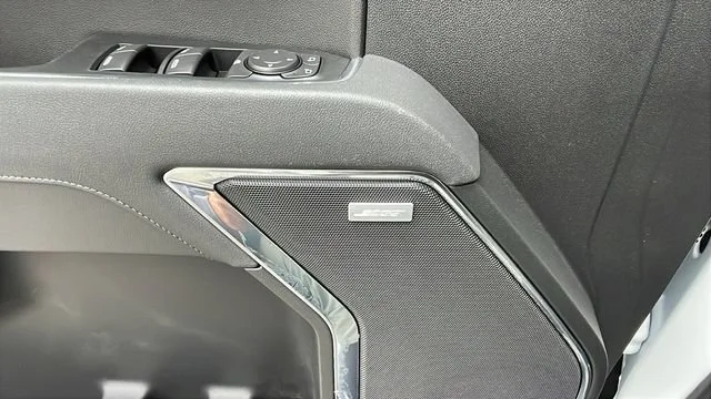 New 2026 Summit White Chevrolet LT Trail Boss image 30
