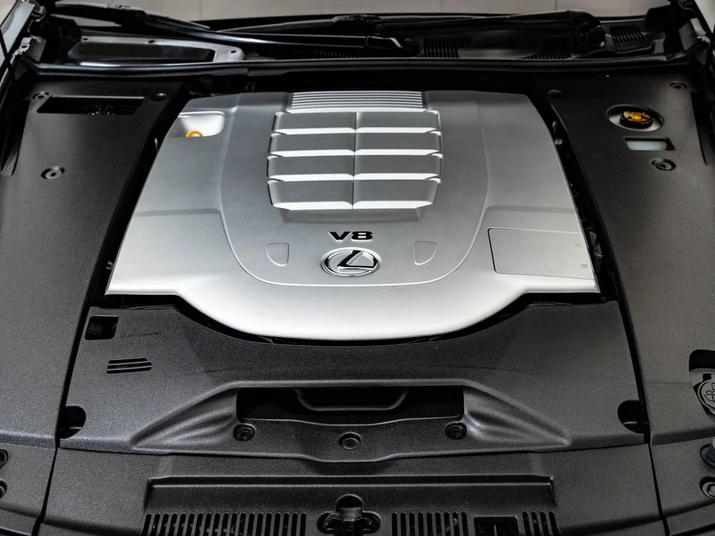 Used 2011 Obsidian Lexus 460 image 46