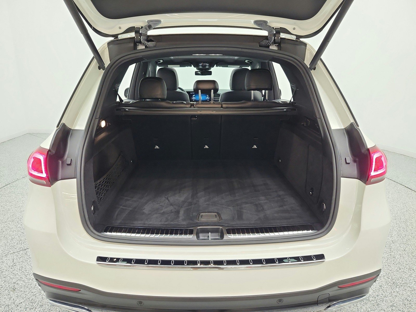 Used 2022 MANUFAKTUR Diamond White Bright Mercedes-Benz GLE 350 SUV image 19