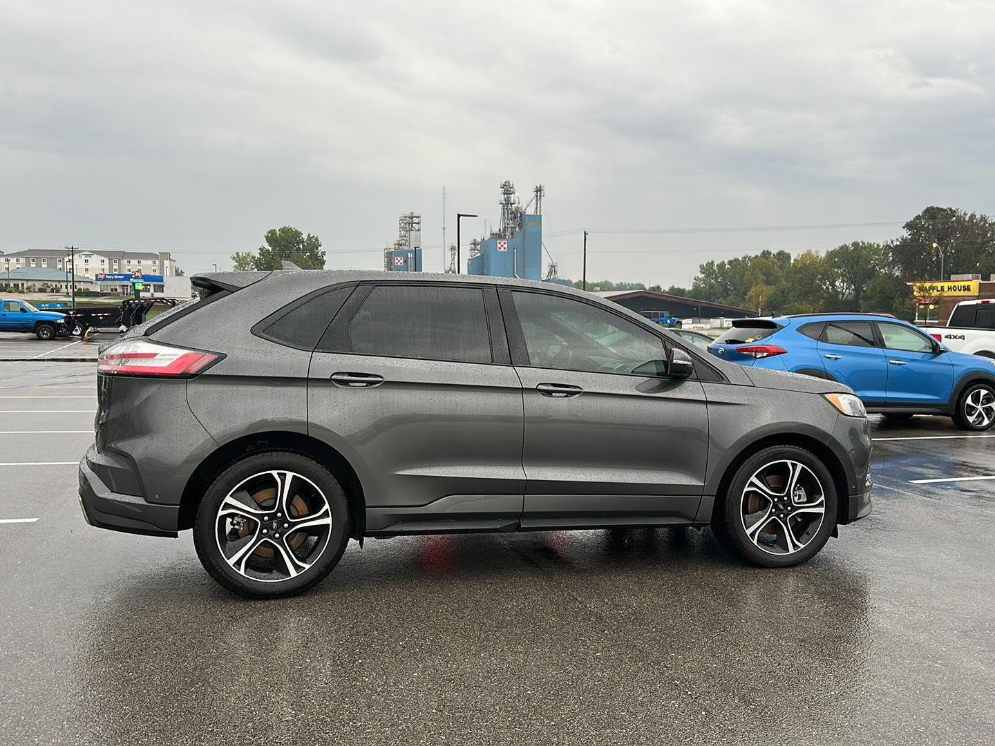 Used 2020 Magnetic Metallic Ford ST image 5