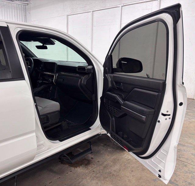 Used 2025 ICE CAP Toyota  image 17