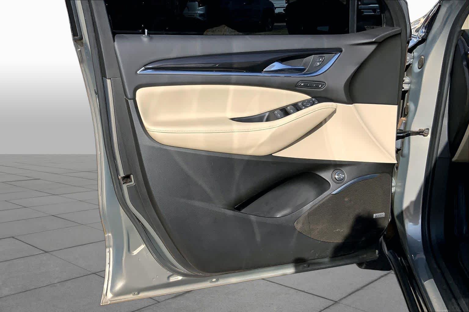 Used 2019 Pepperdust Metallic Buick Premium image 20