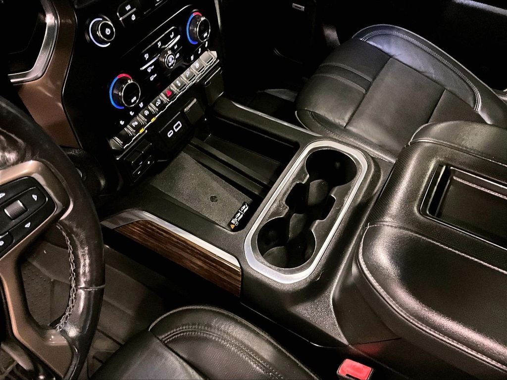 Used 2019 White Chevrolet High Country image 20