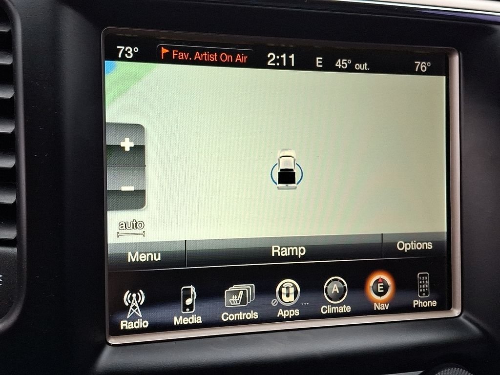 Used 2017 Diamond Black Crystal Pearlcoat Jeep Limited image 19