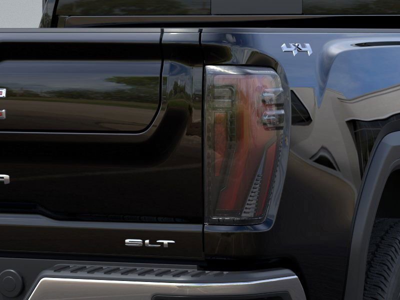 2025 GMC Sierra 2500HD SLT - Photo 11