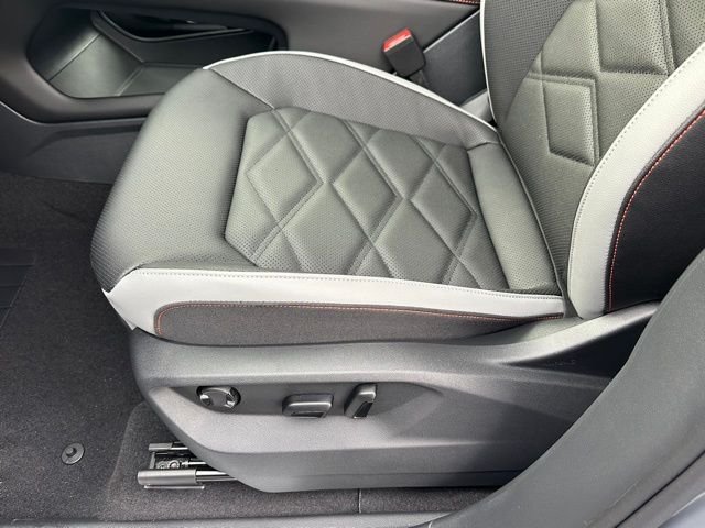 New 2026 Pure Gray Volkswagen 2.0T Peak Edition image 25