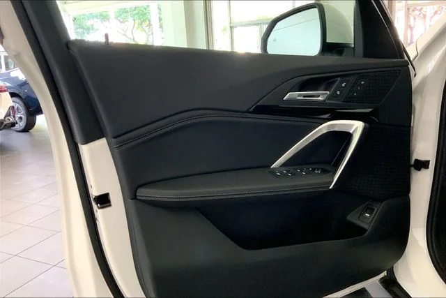 Certified Used 2023 Alpine White BMW xDrive28i image 10