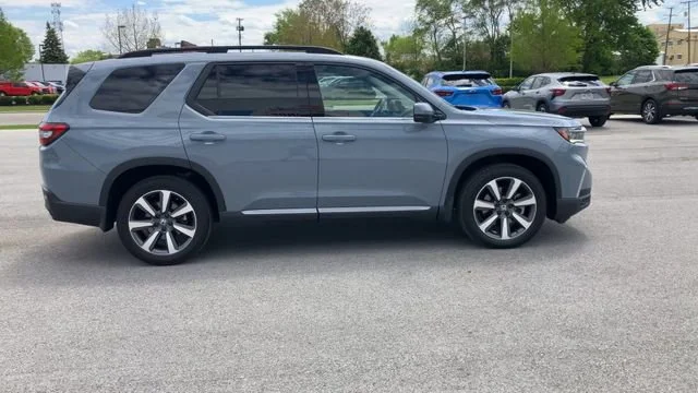 2024 Honda Pilot Touring - Photo 9
