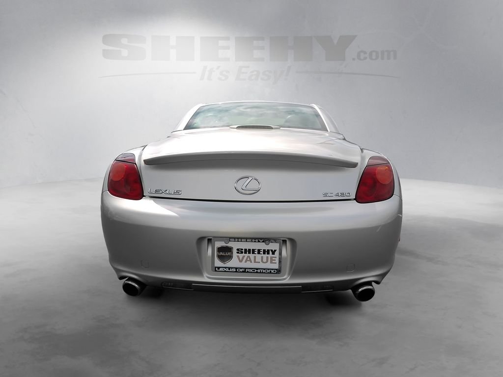 Used 2005 Silver Lexus 430 image 14