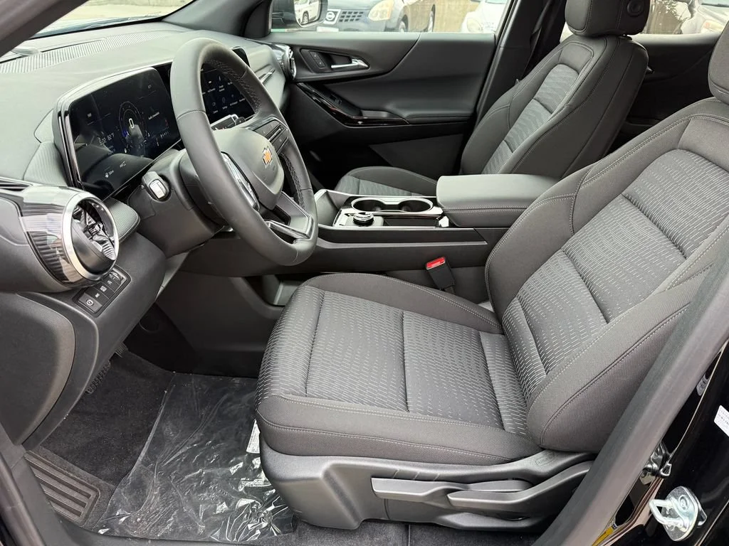 New 2027 Mosaic Black Metallic Chevrolet LT image 14