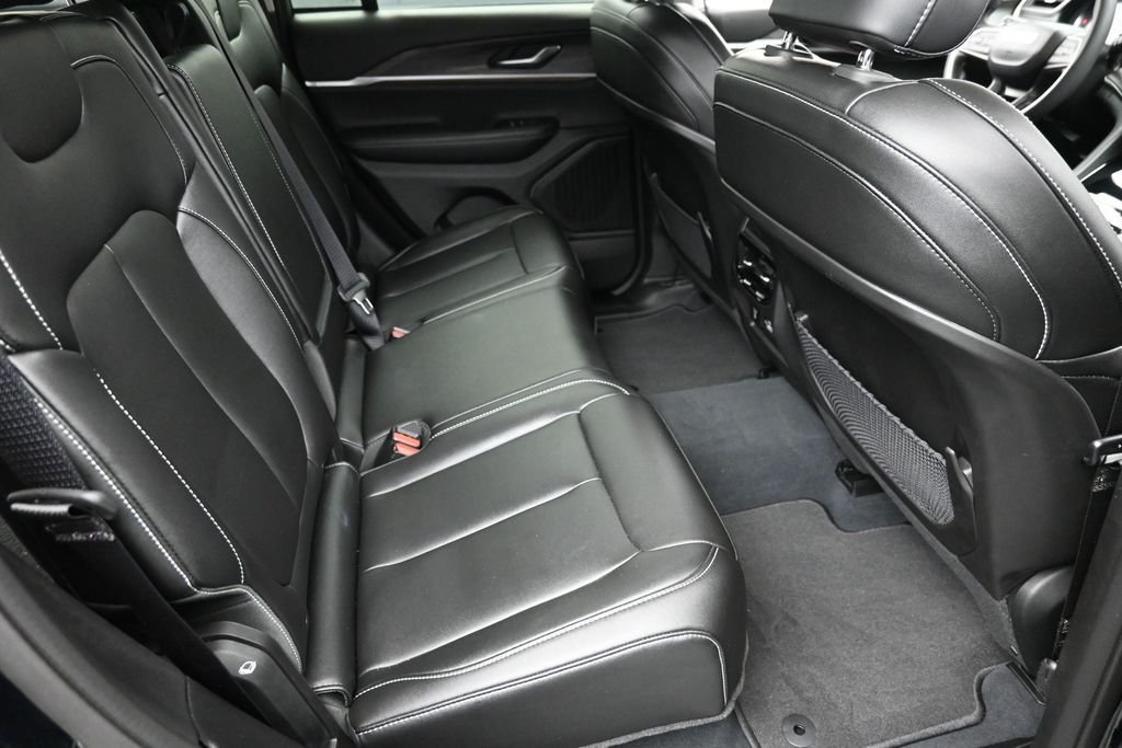 Used 2023 Black Jeep Limited image 11