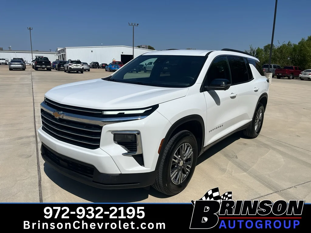Used 2026 Summit White Chevrolet LT image 1
