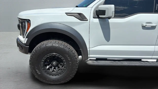 Used 2023 Gray Ford Raptor image 36