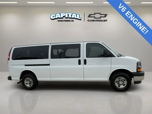 Used 2024 Summit White Chevrolet 1LT image 6