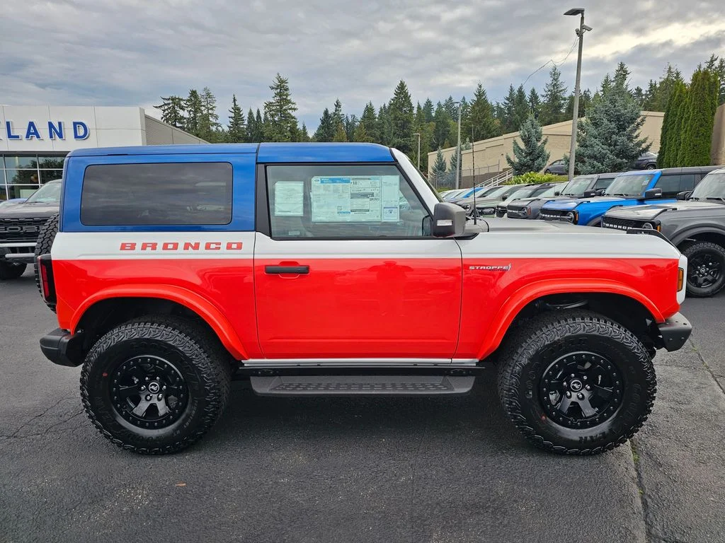 2025 Ford Bronco 2-Door Stroppe - Photo 8
