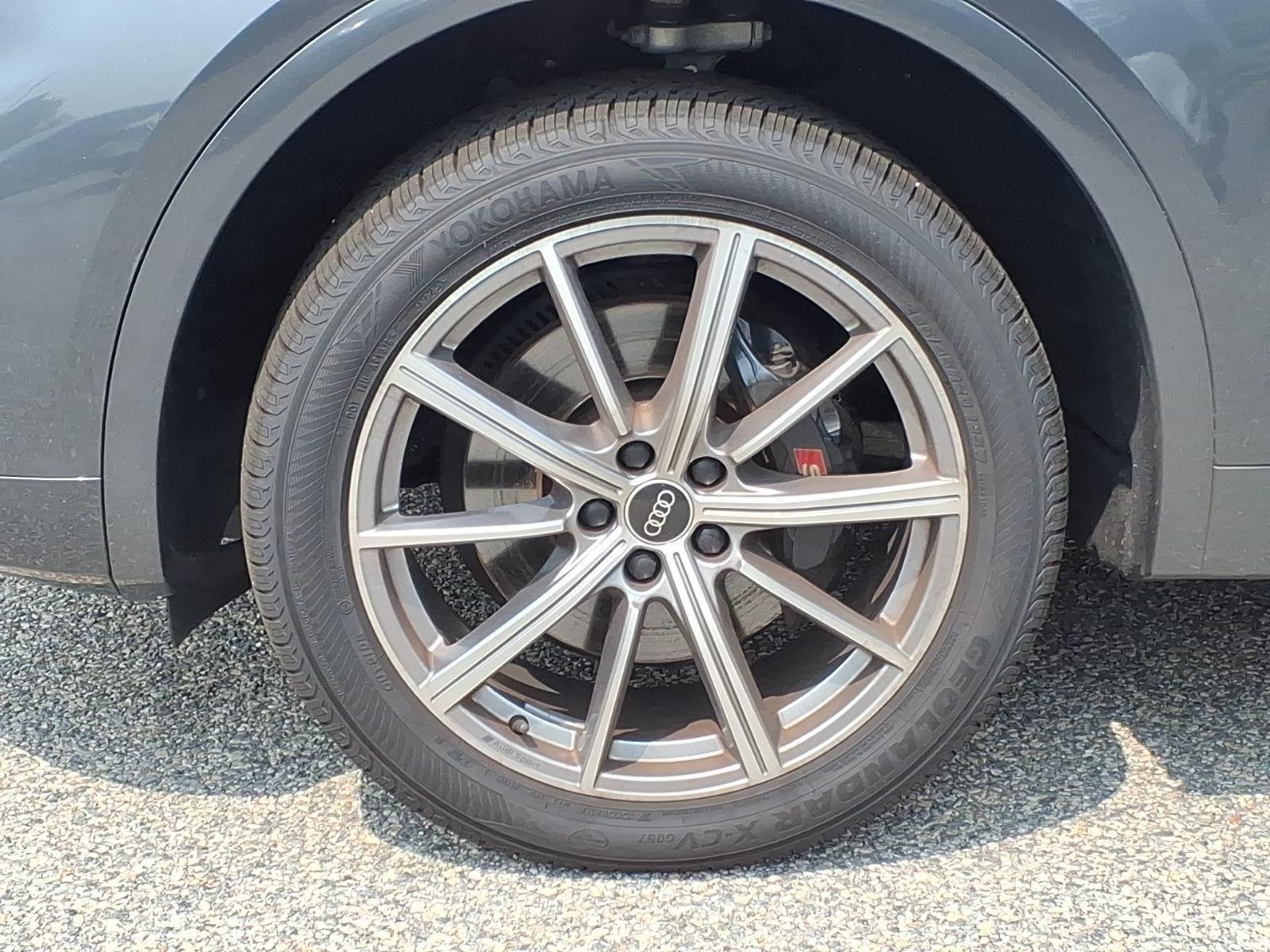 Used 2022 Daytona Gray Pearl Effect Audi Premium Plus image 10