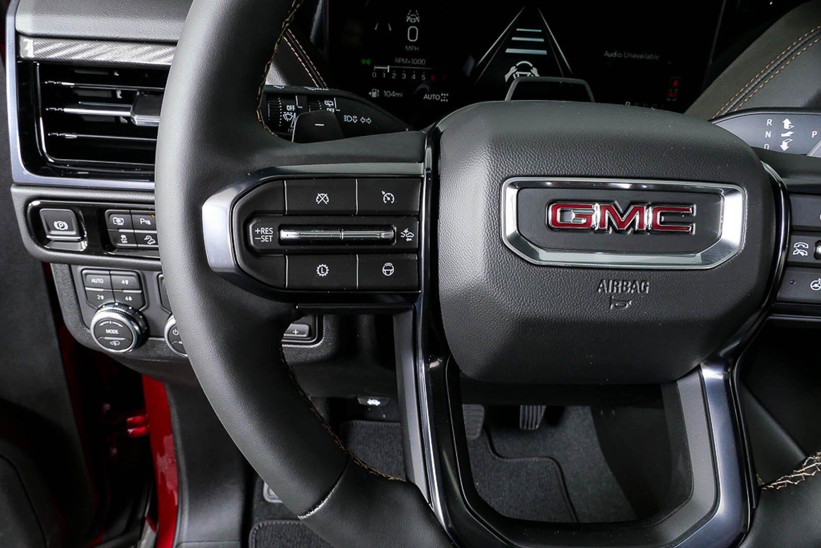 2026 GMC Yukon AT4 - Photo 10