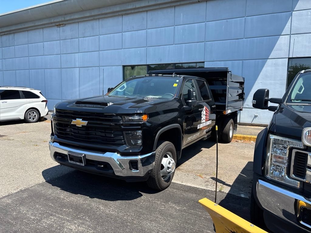 2025 Chevrolet Silverado HD WT 4WD Crew Cab 171.5" WB's photo