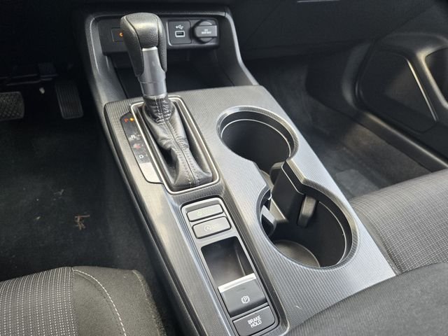 Used 2022 Silver Honda LX image 17