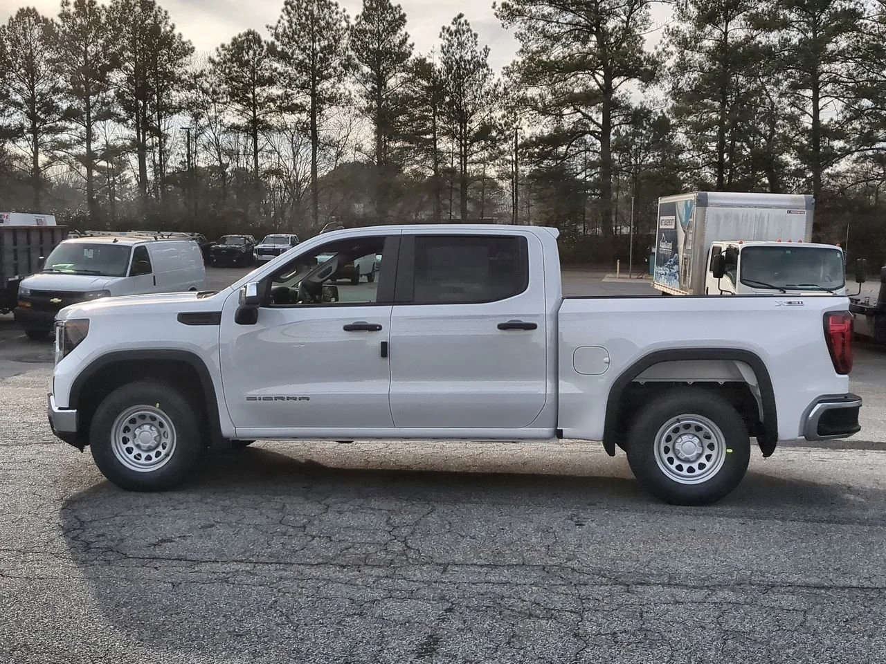 New 2026 Summit White GMC Pro image 5