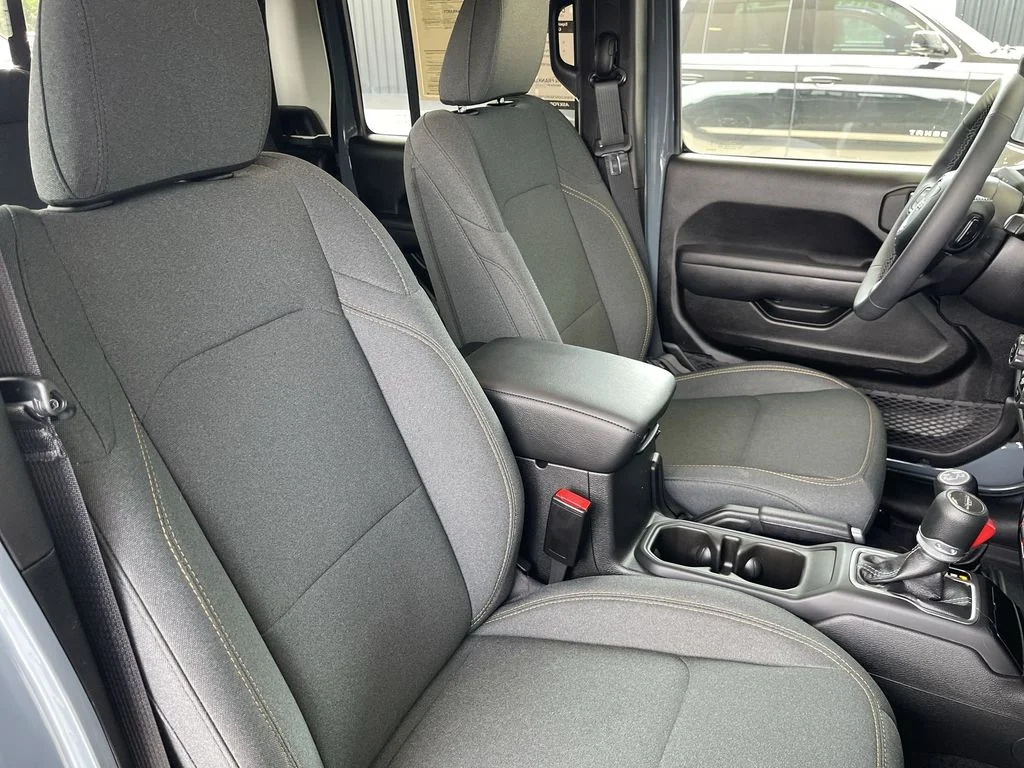 Used 2025 Gray Jeep Willys image 25