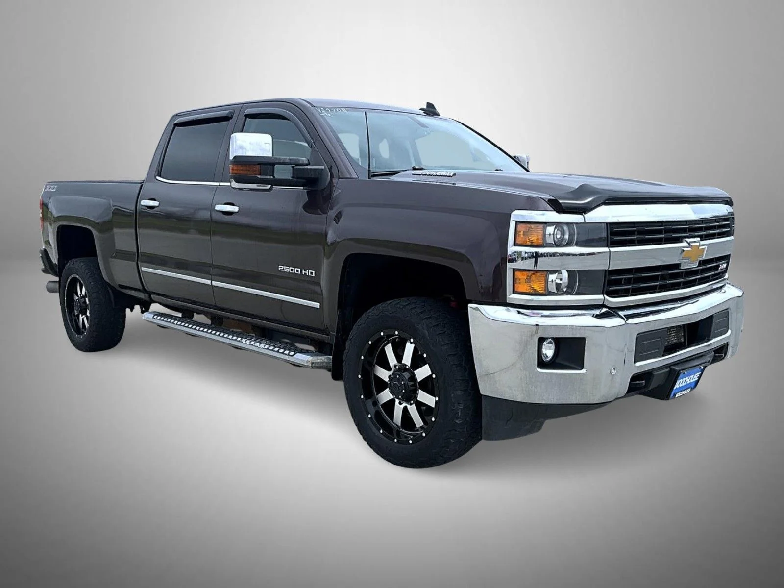 Used 2016 Brown Chevrolet LTZ image 3